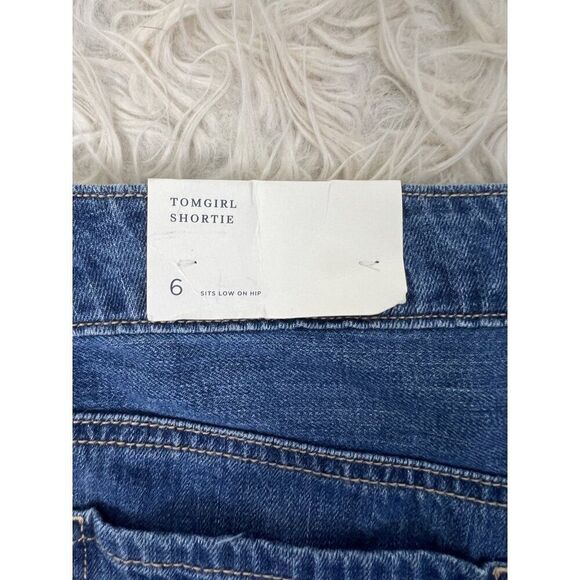 American Eagle NWT Jeans Shorts Tomgirl Shortie Cut Off AE Distressed Denim 6 - Picture 8 of 9